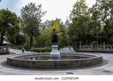 Cidade Do Mexico, CDMX, Mexico, OUT 17, 2021, Alameda Central Park Fountain