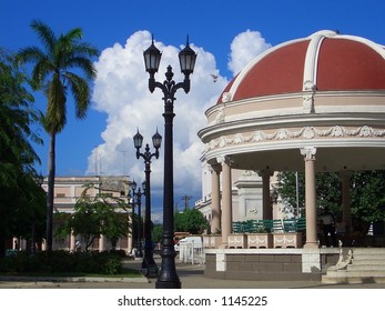 CIENFUEGOS SQUARE. Parque Jose Marti, Cienfuegos, Cuba, Caribbean.