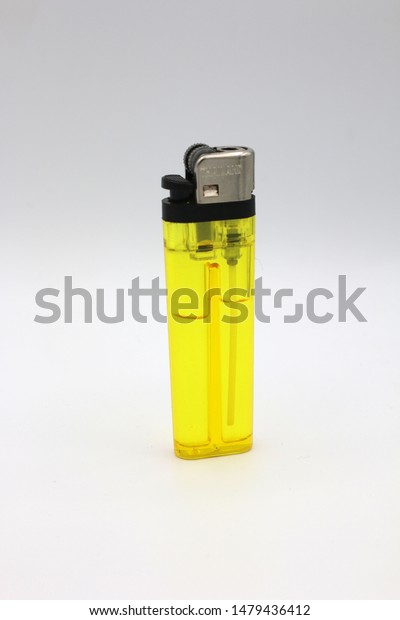 disposable cigarette lighters