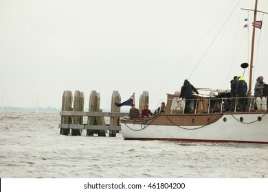 Cillian Murphy,Jack Lowden, Tom Glynn Carney,Filming For The World War II Action Thriller Dunkirk By Urk Netherlands July 2016