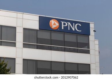 Cincinnati Circa July 2021 Pnc Bank Stock Photo 2012907062 | Shutterstock