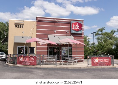 Cincinnati - Circa May 2022: Jack In The Box Fast Food Restaurant. Jack-In-The-Box Is Famous For Its Two For 99 Cent Tacos.