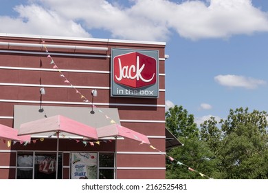 Cincinnati - Circa May 2022: Jack In The Box Fast Food Restaurant. Jack-In-The-Box Is Famous For Its Two For 99 Cent Tacos.