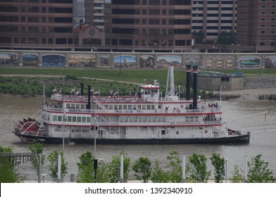 Cincinnati, OH, May 28, 2016, Belle Of Cincinnati Riverboat, Steamboat, Paddleboat, On The Ohio River