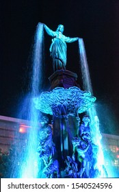 Cincinnati, Ohio, U.S. - Oct 24 2019: Fountain Square In Cincinnati