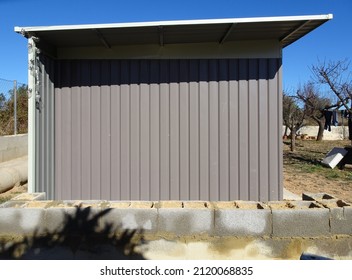 Cinder Block Garden Shed Bar Construction