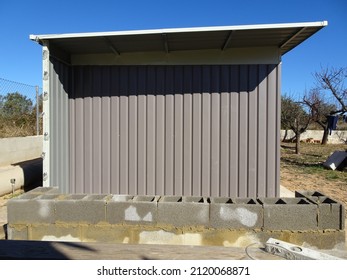 Cinder Block Garden Shed Bar Construction