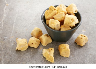 Cinder Toffee Lumps