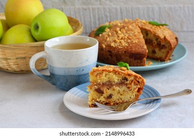 Cinnamon Apple And Nut Tea Cake