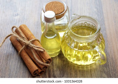 Cinnamon Oil With Cinnamon