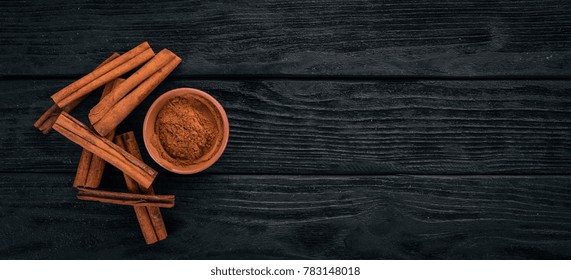 795,471 Cinnamon On The Background Images, Stock Photos & Vectors ...