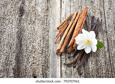 Cinnamon With Vanilla On Wooden Board