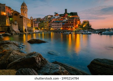 Cinque Terre, Italy, The picturesque coastal village of Vernazza, Cinque Terre, Italy