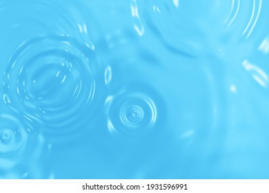 Circles on water top view radial pattern