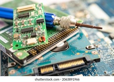 Circuit of main board hardware computer electronic, e-waste