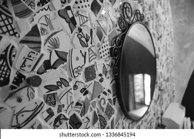 Circular Mirror , Recycling Broken Ceramics Wall, Ceramics, Art, Colors, Black And White, Colorful Glass, Artistic Bathroom Wall