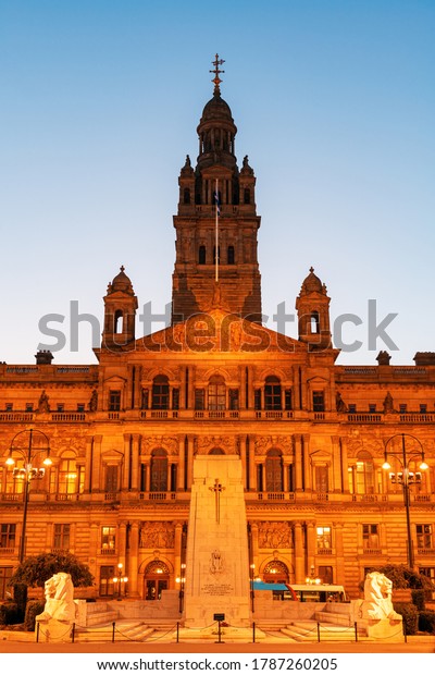 City Council Building night view in George in\
Glasgow, Scotland, United\
Kingdom