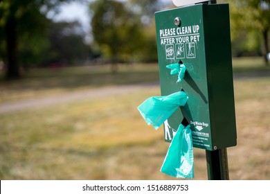 City Dog Poop Bag Dispenser 