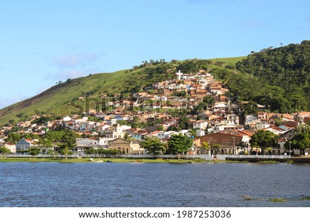 The city of São Felix, on the banks of the Paraguaçu River, has historical importance in the colonization of northeastern Brazil
