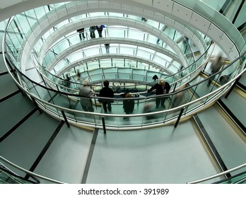 574 Interior Norman Foster Images, Stock Photos & Vectors | Shutterstock