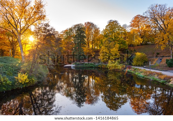 ハンブルグの秋 市立公園 プランテン ウン ブロメン ドイツ の写真素材 今すぐ編集