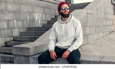 190,271 Hoodie Images, Stock Photos & Vectors | Shutterstock