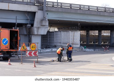 City Sewer Workers, Emergency Vehicle