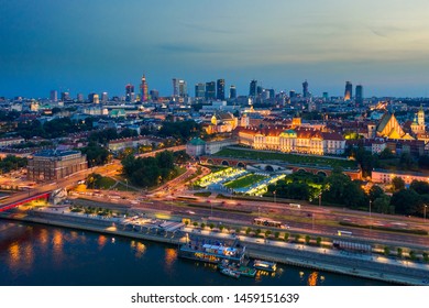 City Skyline Hintergrund. Luftbild der Warschauer Hauptstadt von Polen. Von oben, Stadtblick mit Nachthimmel. Panorama von Warschauer Stadtbild. Europa. Luftbild