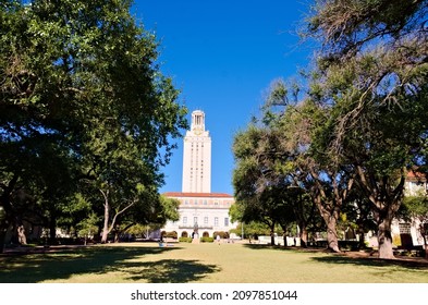 Cityscape. A Clock Tower In The Campus Of University Of Texas At Austin. Created In Austin, TX, Nov 28, 2021