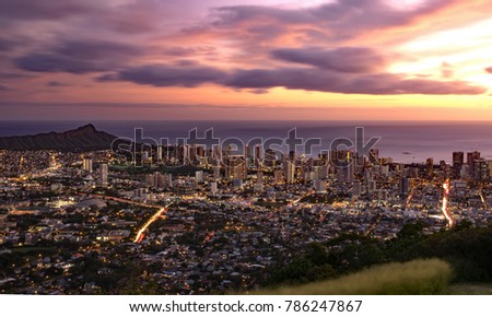 Cityscape and Diamond Head Mountain under sunset at Tantalus Lookout, Honolulu, Hawaii