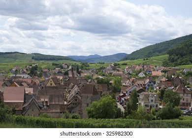 Cityscape of Riquewihr - Shutterstock ID 325982300