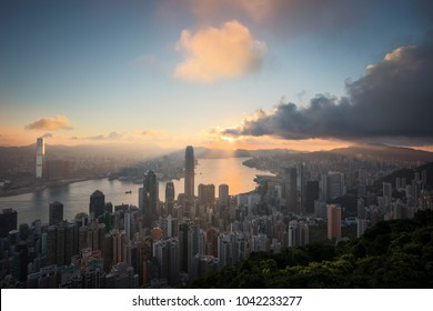 Cityscape sunrise from the peak, Hongkong