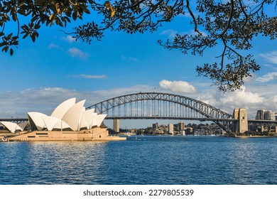 Cityscape of Sydney, Australia.
Operahouse and harbor bridge.
