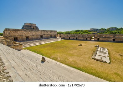 Ciudad Prehispanica De Uxmal