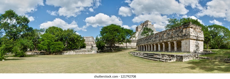 Ciudad Prehispanica De Uxmal