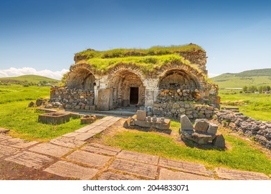 Civic House Remains At The Ruins Of The Fortress And The Ancient Settlement - Lori Berd. Travel And Historical Destinations In Armenia