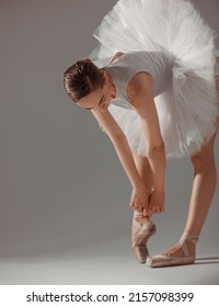 10,764 Ballerina ribbon Images, Stock Photos & Vectors | Shutterstock