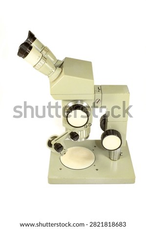 Classic binocular stereo microscope with adjustable zoom and focus controls. Ideal for electronics, biology, laboratory work, quality inspection and scientific research.