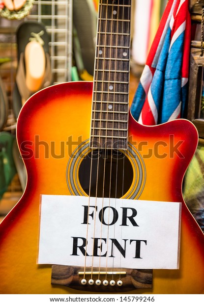 how to rent a guitar