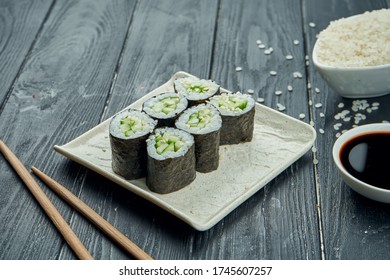 Gurken Maki Images Stock Photos Vectors Shutterstock