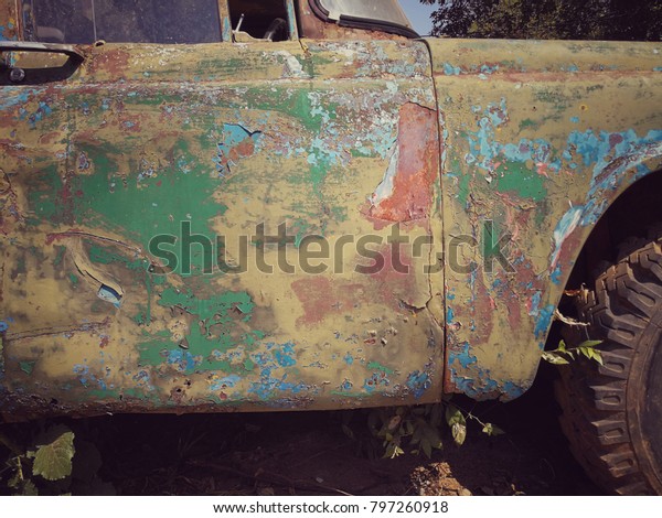 Classic old abandoned\
car parking outdoor