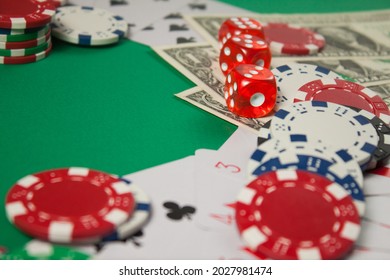 185 Cassino chips Images, Stock Photos & Vectors | Shutterstock