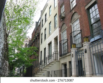 Classic Townhouses On The Upper East Side Of Manhattan