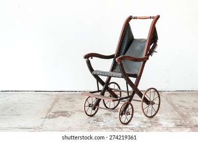 vintage style baby stroller