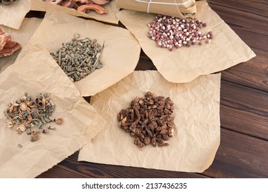 Classification of different medicinal materials in Chinese medicine grasping scene