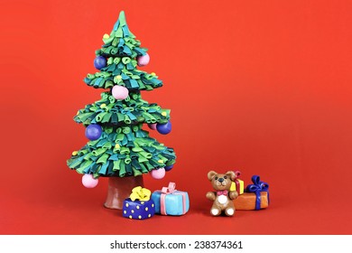 Clay Chrismas Tree With Gifts And Teddy Bear