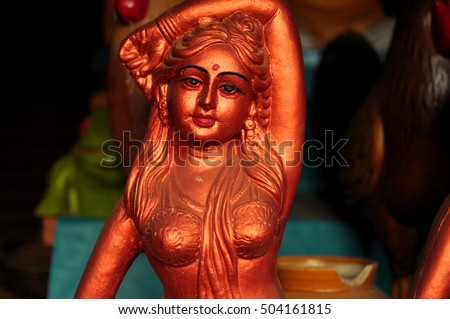 clay lady statues