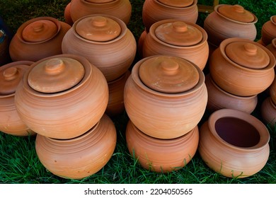 Clay Pots, Handmade Eco Pots For Sale At The Craft Fair