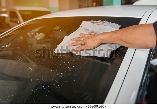 Clean car
glass