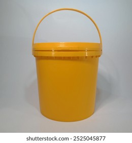 Clean New Yellow Plastic Bucket Pail Container 4 Liter5 Kg View